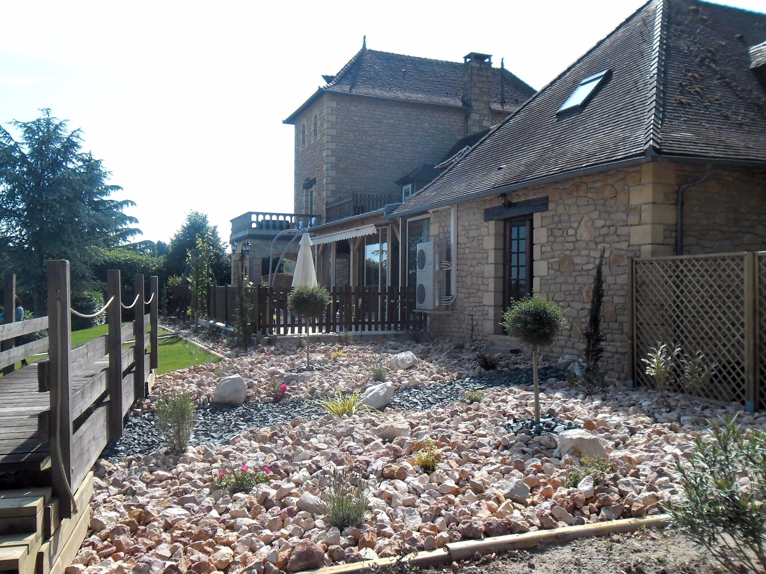 Hotel-Restaurant Les Collines Cublac Exterior photo